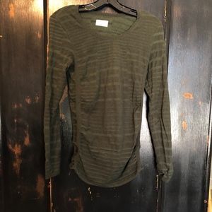 Athleta green long-sleeve workout top